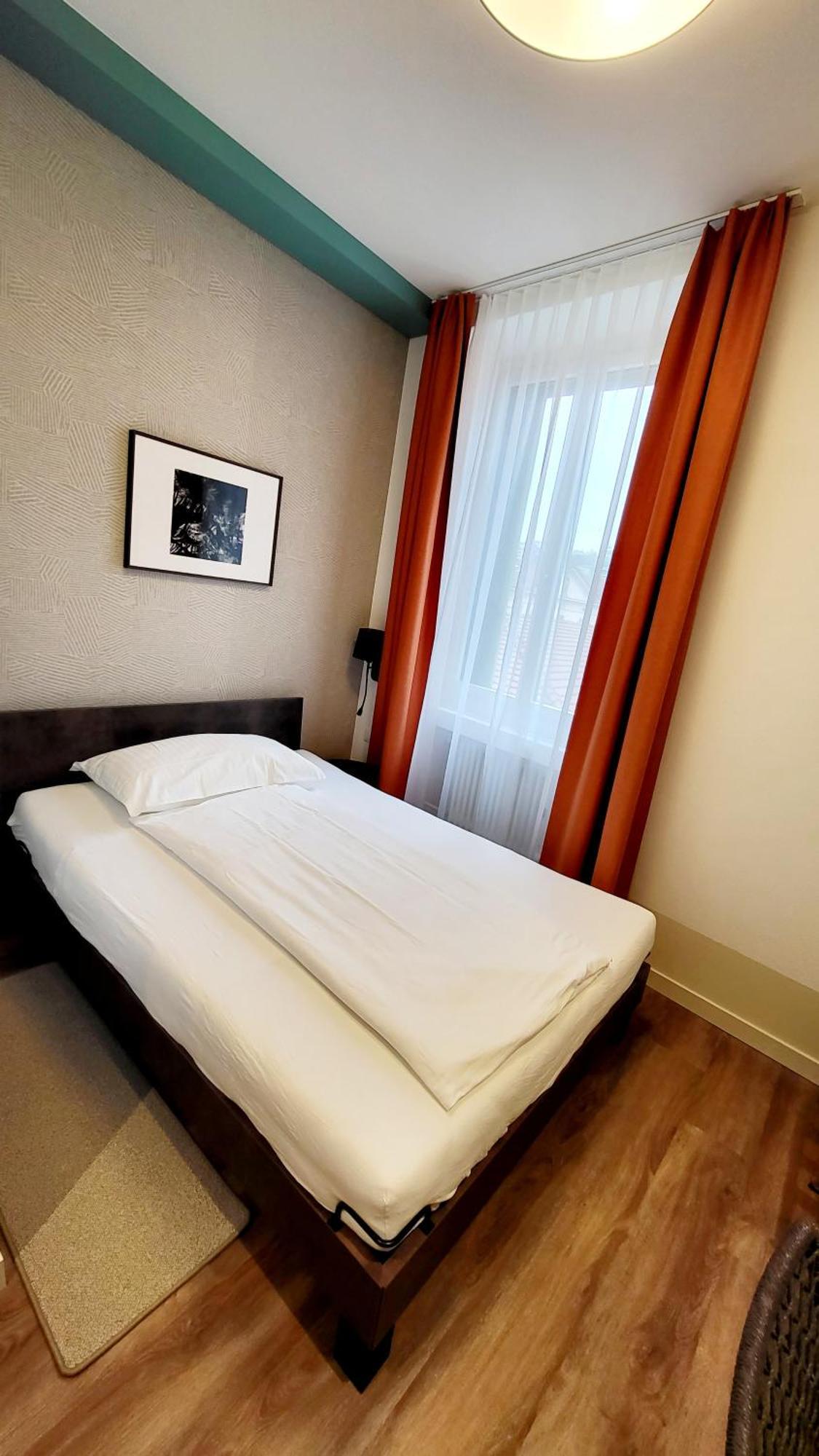 Hotel Pestalozzi 2*