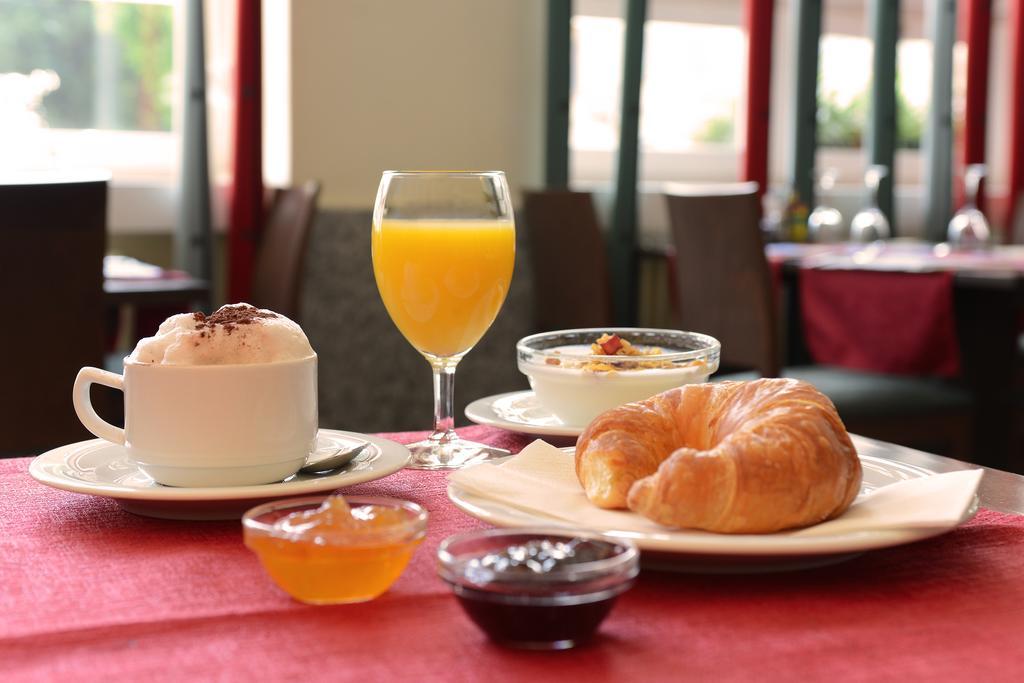 Pestalozzi Hotel 2*